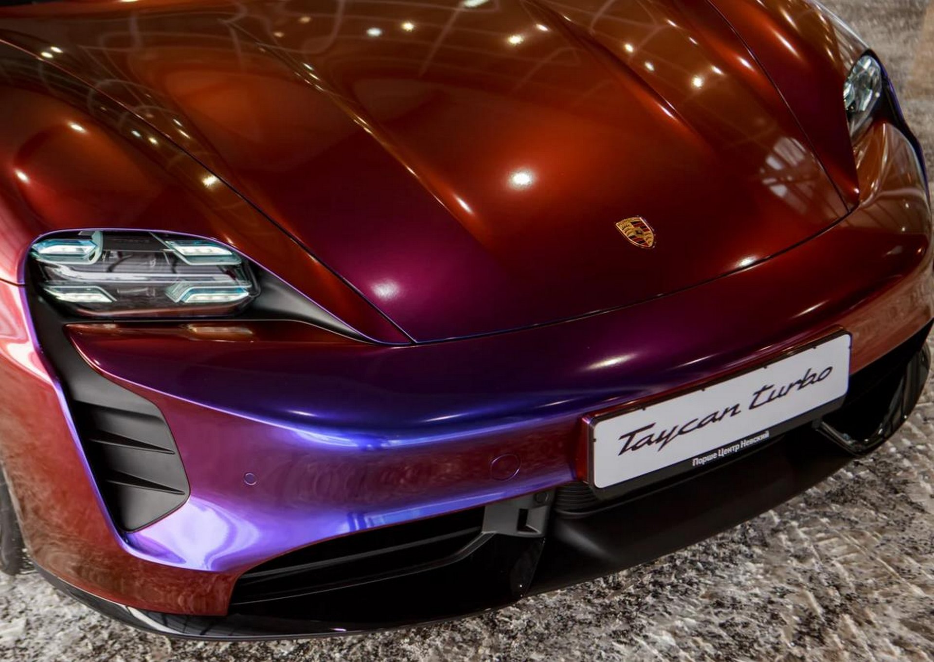 Фотография Porsche Taycan (4 слайд)